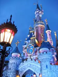 Disneyland 1048668  Disneyland 1048668