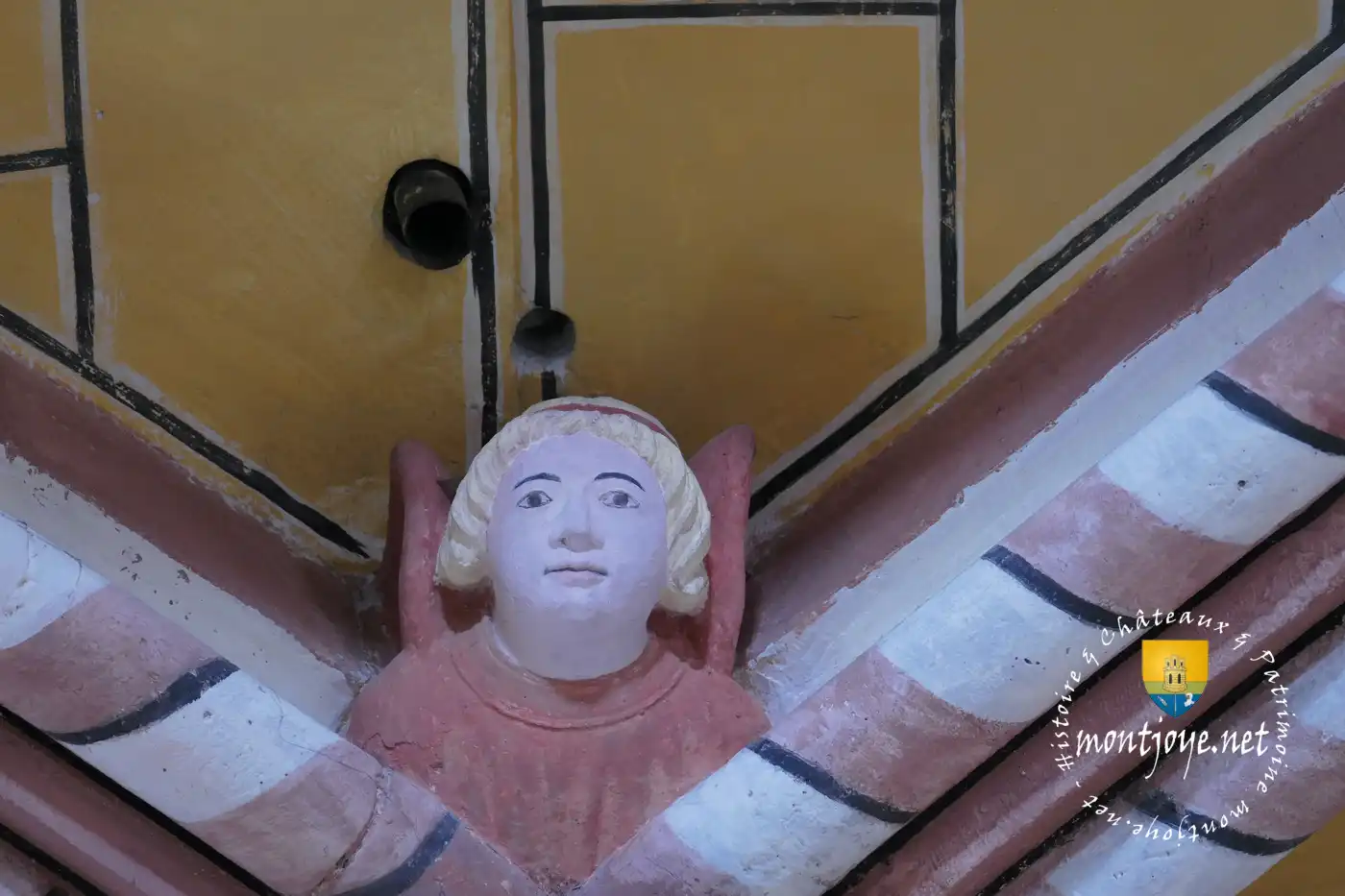 Ange Clef de Voute XIIIe siecle 1