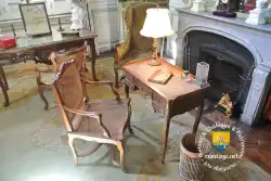 Bureau Bureau