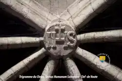 Trigramme Du Christ Iesus Humanum Salvatore Clef De Voute 