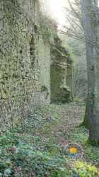 Base Courtine Du Chateau