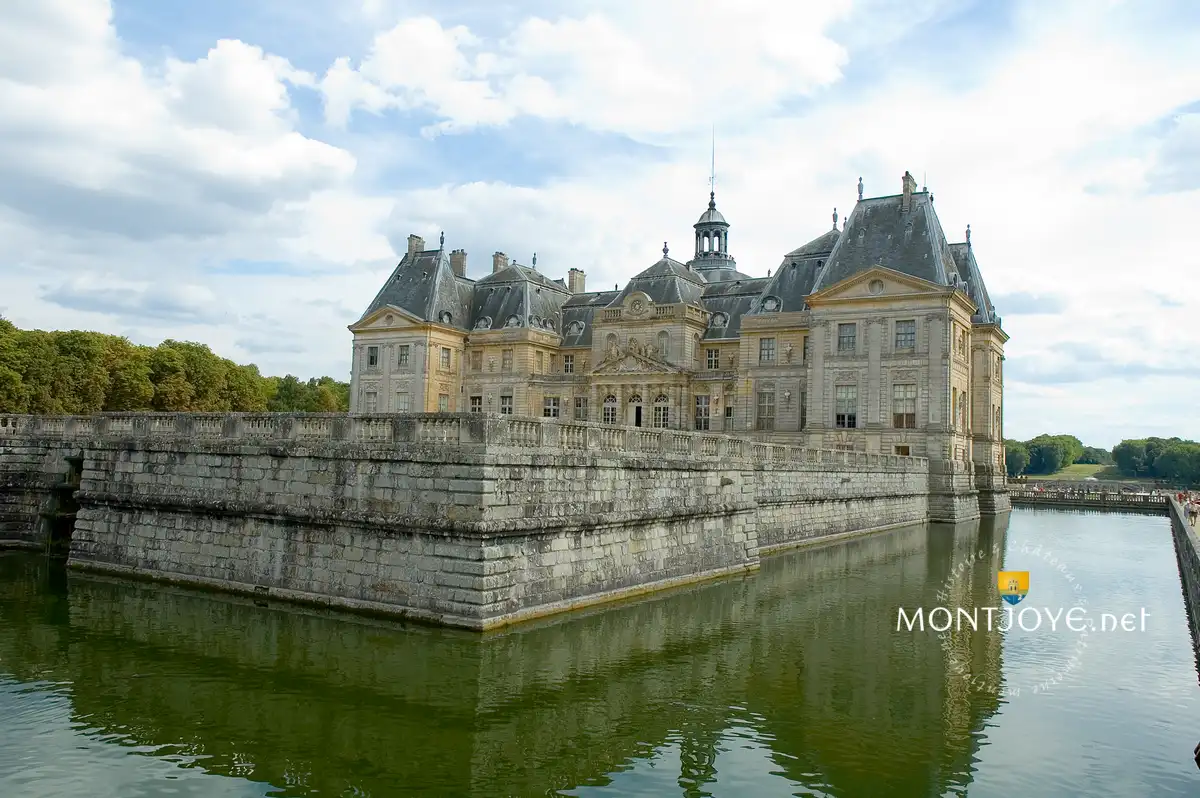 Douves Chateau XVIIe Douves Chateau XVIIe