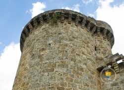 Machicoulis Tour Machicoulis Tour