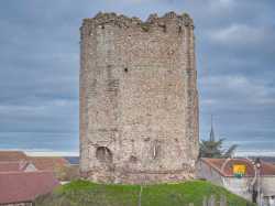 Maurepas Donjon Tour Maurepas Donjon Tour