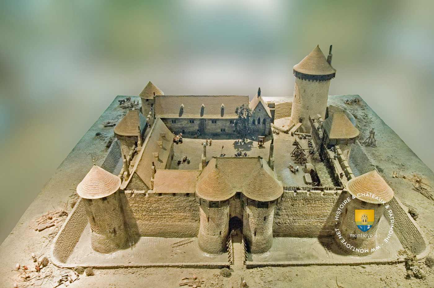 Château de Dourdan au Moyen-Âge
