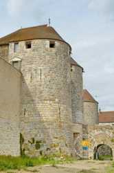 Châtelet d'Entrée du château de Dourdan Chatelet Entree Du Chateau De Dourdan