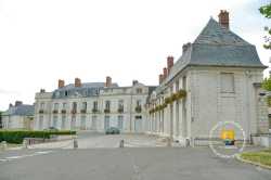 Hotel de Ville de Dourdan Hotel De Ville Ancien Chateau
