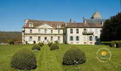 Chateau Du Val Doise
