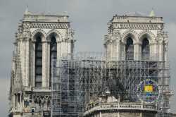 Tour De Notre Dame De Paris