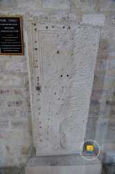 Reine Adelaide De Savoie Pierre Tombale