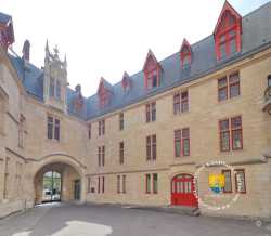 Bibliotheque Forney