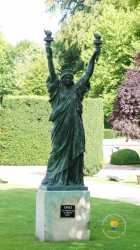 La Victoires De La Liberte Salavador Dali Oeuvre 1972