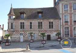 Verneuil Sur Avre Maison XVIe Verneuil Sur Avre Maison XVIe