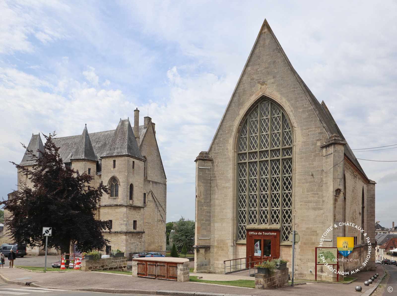 Grand Logis et sa chapelle