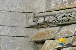 Fesse Personnage Entree Du Chateau