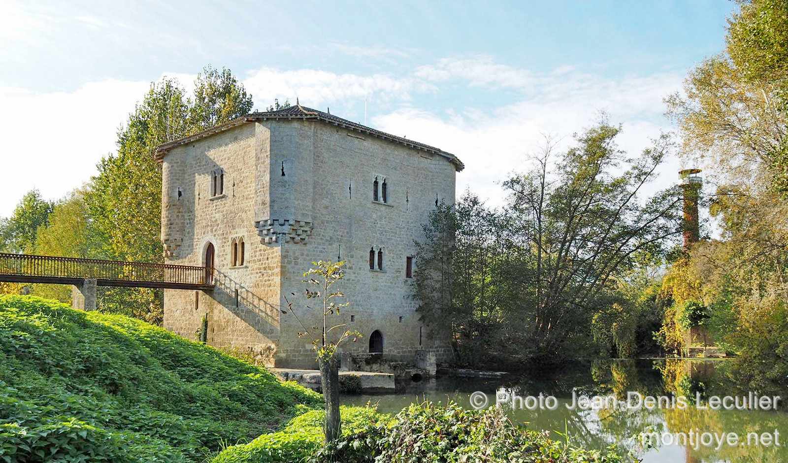 Moulin de Bagas, Gironde, bord du dropt