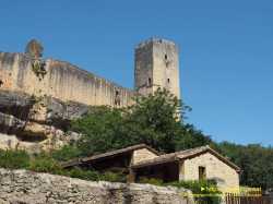Donjon de la Forteresse de Gavaudun Donjon De Gavaudun