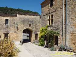 Porte de la Forteresse de Gavaudun Porte Gavaudun