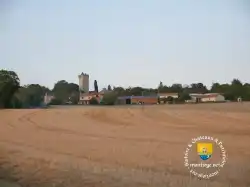 Village Curcay Sur Dive Champs Village Curcay Sur Dive Champs