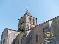 Clocher Eglise Romane Poitou Clocher Eglise Romane Poitou