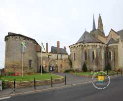 Entree Chateau
