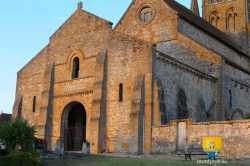 Eglise Saint Menoux Entree