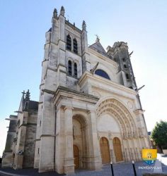 Eglise Montereau Biais Portail