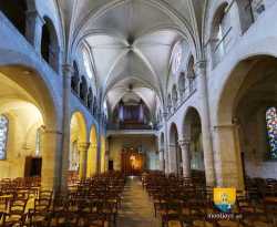 Nef de l'église Saint-Saturnin à Champigny sur Marne Nef Saint Saturnin