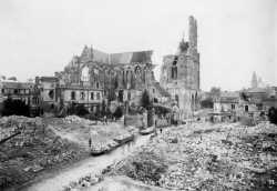 Cathedrale Soissons 14 18