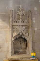 Cathedrale Senslis  Lavabo