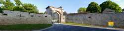 Entrée du châteu de Trémilly Entree Fortification Tremilly Chateau