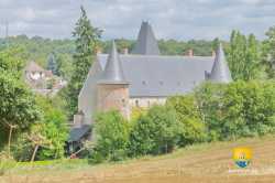 Vu Chateau Fond Devallee