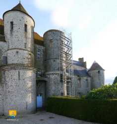Tours Chateau De Piffonds Yonne Bourgogne