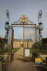Grille Cour D Honneur Castle