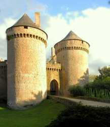 Chatelet Entree Chateau Lassay