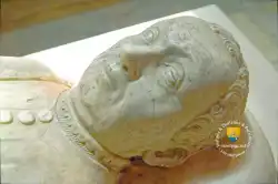 Visage Gisant Duguesclin Detail 