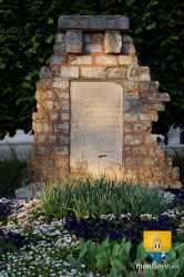 Monument Bastille Saint Loup Jeanne Darc