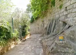 Merutriere Merutriere