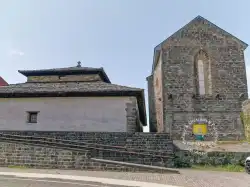 Chapelles