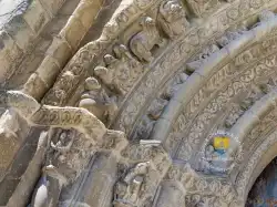 Detail Porche Roman