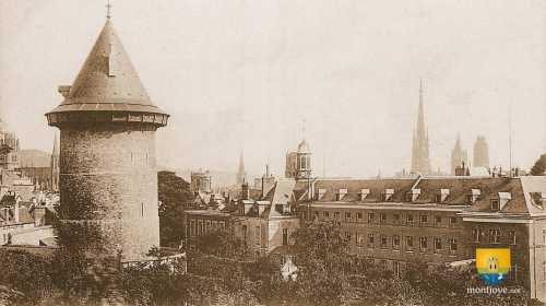 Tour Jeanne d&#039;Arc, donjon de Rouen, vue sur la ville avec la cathédrale de Rouen au fond, XXe, carte postale