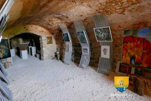 celliers transformées en salle d&#039;exposition, elle fut crée au XVe siècle