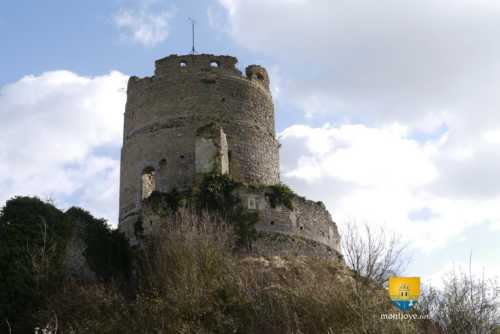 Donjon du château de  Château sur Epte