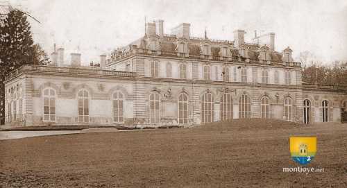 Façade du  château dans le parc ( début XXe sècle ) Carte Postale