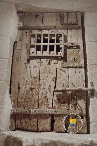 Porte de la prison de dourdan