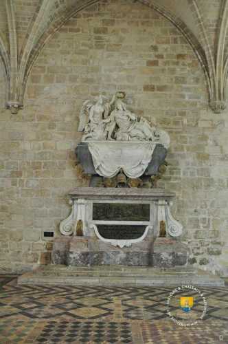 Tombeau d&#039;Henri de Lorraine-Harcourt au réfectoire des moines, initialement logé dans l&#039;abbatiale.