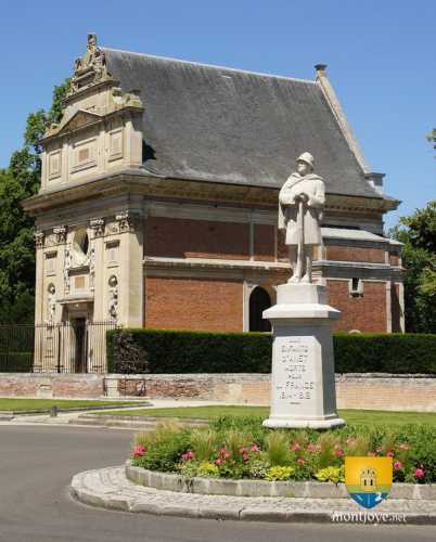 Monuments aux enfants morts, Anet, Chapelle de Diane de Poitiers