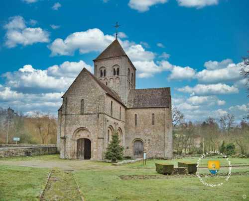 Eglise Romane de Domfront